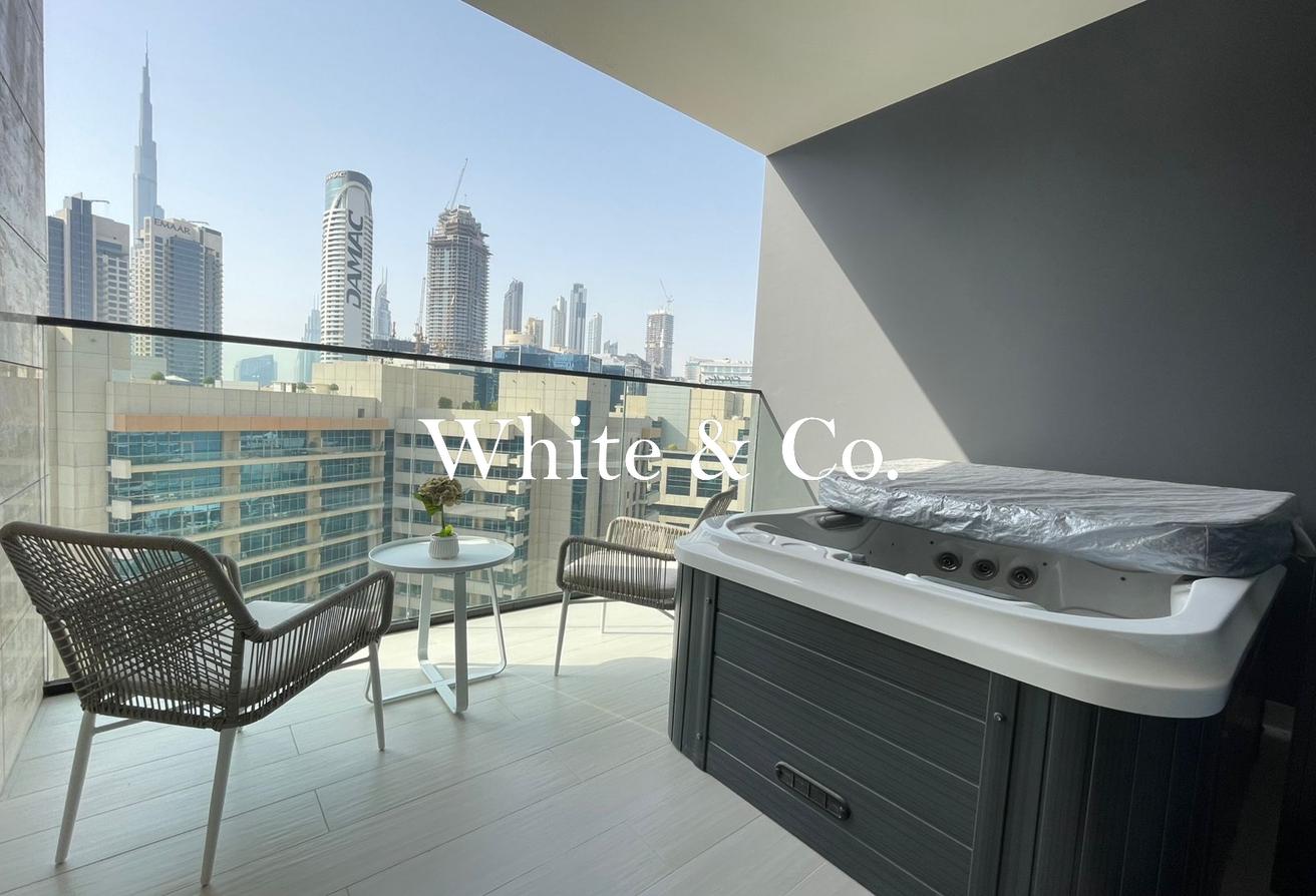 Fully Furnished | Burj View | Best Layout photo 4