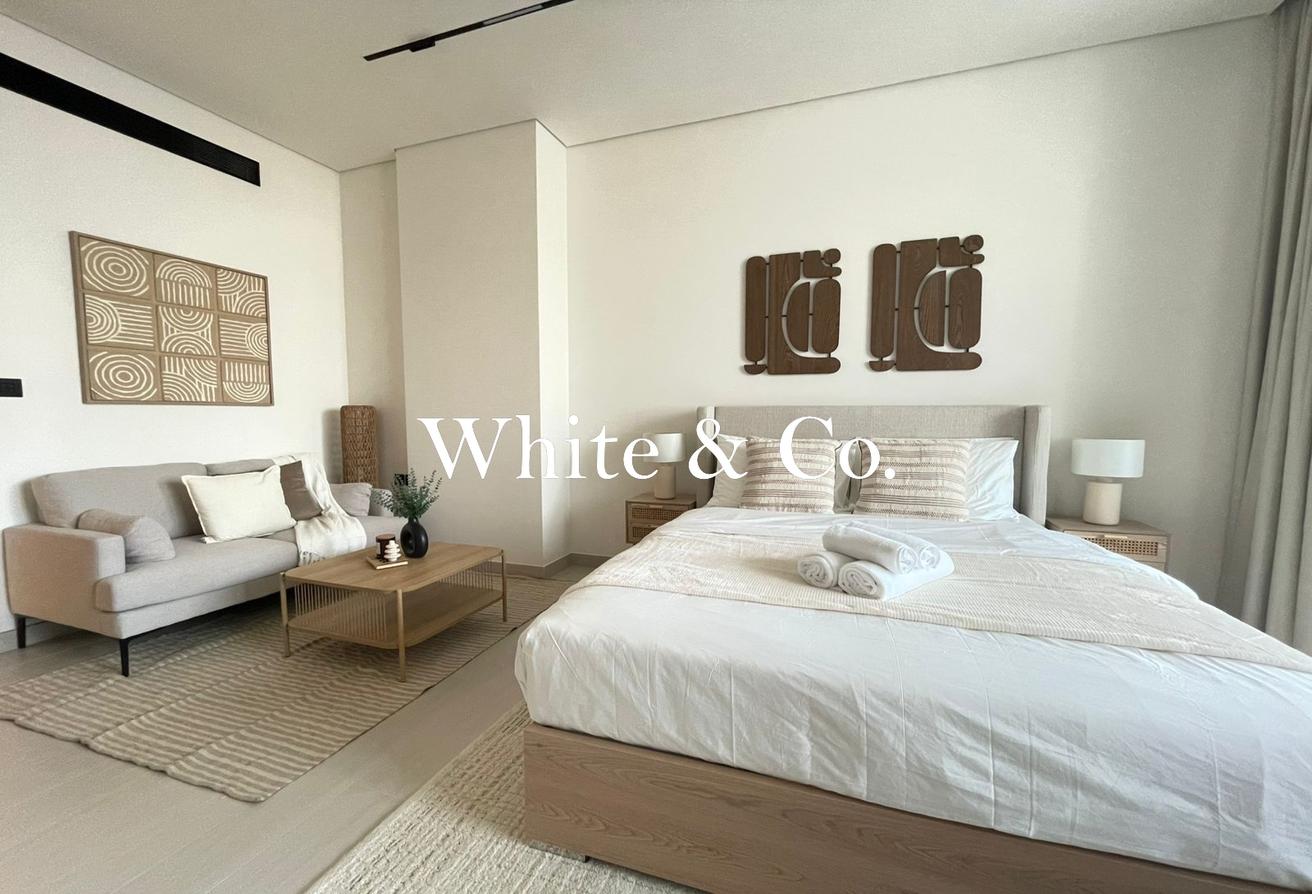 Fully Furnished | Burj View | Best Layout photo 21