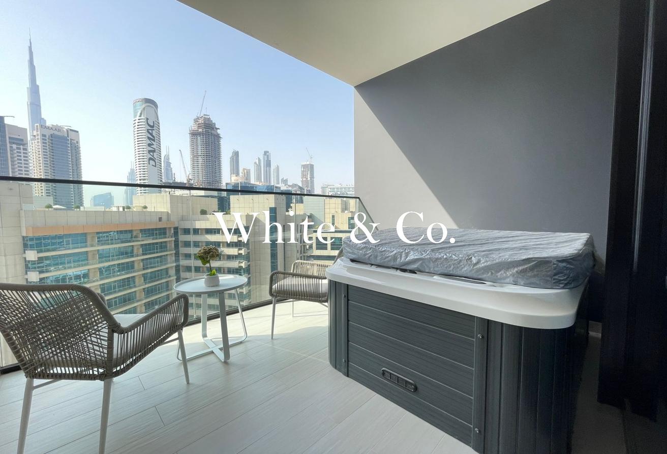 Fully Furnished | Burj View | Best Layout photo 6