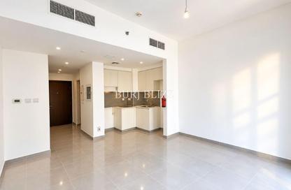 Apartment - Studio - 1 for rent in Hayat Boulevard 2B - Hayat Boulevard 2 - Hayat Boulevard - Town Square - Dubai