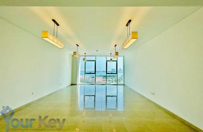 Apartment - 3 Bedrooms - 4 Bathrooms for rent in Marina Sunset Bay - The Marina - Abu Dhabi