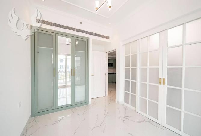 77381339 - Property Image 2