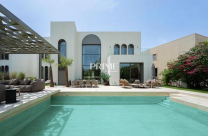 Villa - 4 Bedrooms - 5 Bathrooms for sale in Garden Hall - Oasis Clusters - Jumeirah Islands - Dubai