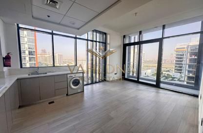 Apartment - 1 Bedroom - 2 Bathrooms for rent in Azizi Riviera 28 - Azizi Riviera - Meydan One - Meydan - Dubai