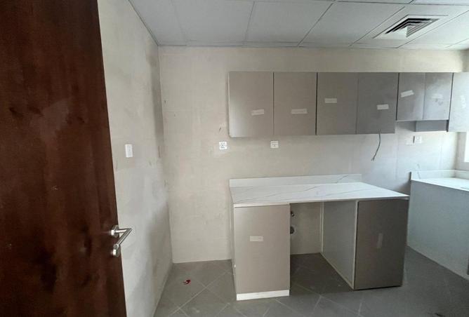 74242782 - Property Image 3