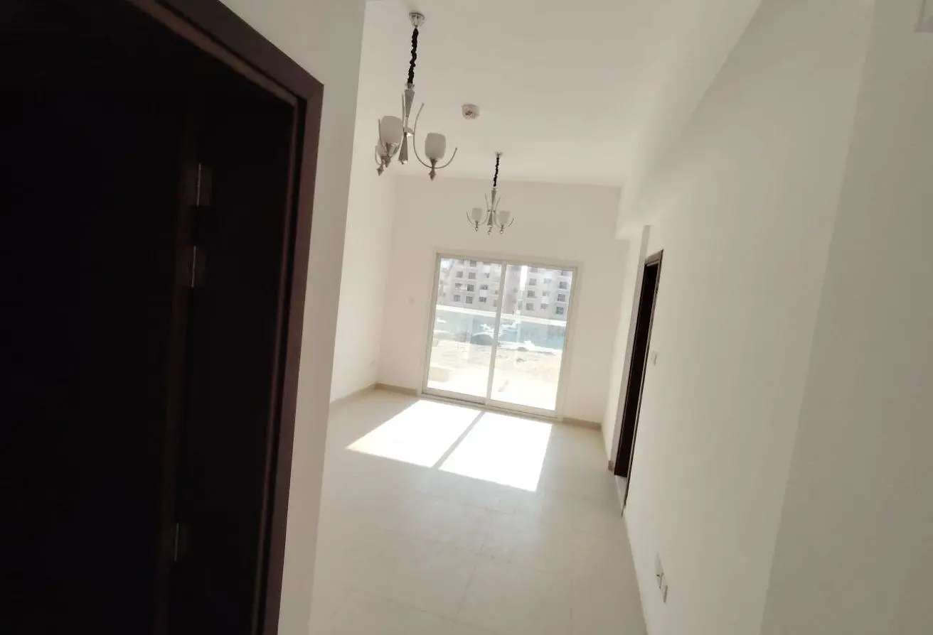 74242782 - Property Main Image