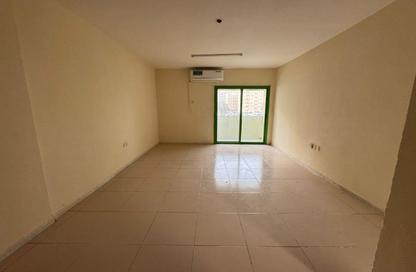Apartment - 2 Bedrooms - 2 Bathrooms for rent in Bu Tina - Al Sharq - Sharjah