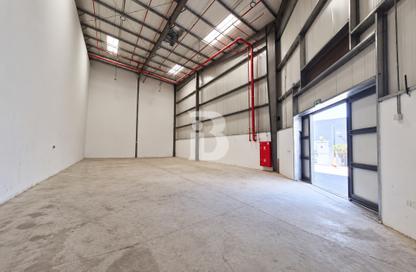 Warehouse - Studio for rent in Al Quoz 2 - Al Quoz - Dubai