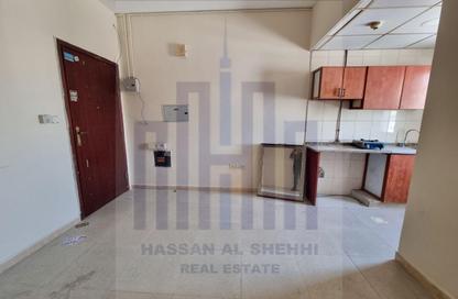 Apartment - Studio - 1 Bathroom for rent in Fire Station Road - Muwaileh - Sharjah Apartment - Studio - 1 Bathroom for rent in Fire Station Road - Muwaileh - Sharjah