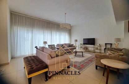 Villa - 4 Bedrooms - 5 Bathrooms for rent in Nad Al Sheba Villas - Nad Al Sheba 3 - Nad Al Sheba - Dubai