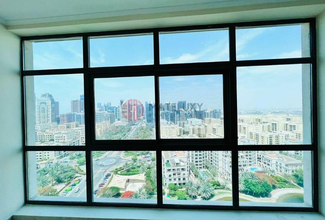 75019254 - Property Image 3