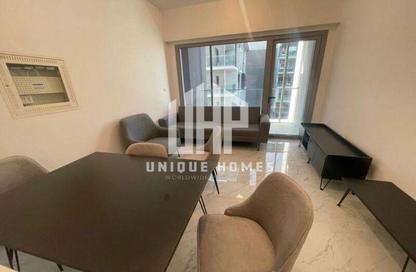 Apartment - 1 Bedroom - 1 Bathroom for rent in Oasis 2 - Oasis Residences - Masdar City - Abu Dhabi