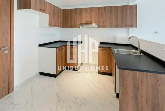 104690686 - Property Image 3