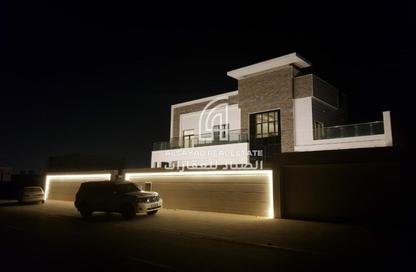 Villa - 5 Bedrooms - 7 Bathrooms for sale in Al Hooshi Villas - Hoshi - Al Badie - Sharjah
