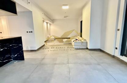 Penthouse - 3 - 5 for rent in Jumeirah Garden City - Al Satwa - Dubai