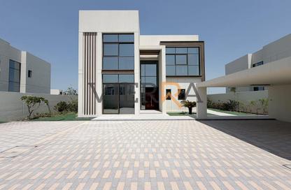 Villa - 4 - 5 for rent in Seef Al Jubail - Al Jubail Island - Abu Dhabi