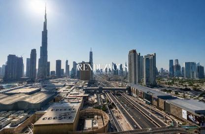 Apartment - 3 - 3 for rent in Vida Dubai Mall Tower 2 - Vida Residences Dubai Mall - Downtown Dubai - Dubai