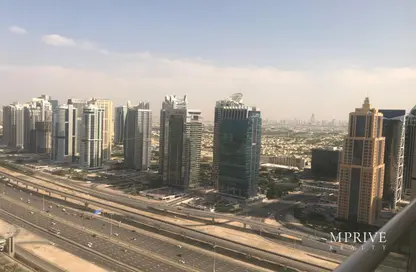 Apartment - 1 Bedroom - 2 Bathrooms for sale in West Avenue Tower - Dubai Marina - Dubai