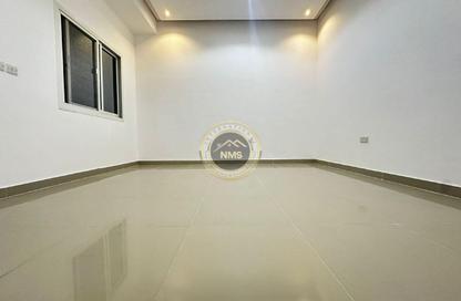 Apartment - Studio - 1 Bathroom for rent in Al Mushrif Villas - Al Mushrif - Abu Dhabi Apartment - Studio - 1 Bathroom for rent in Al Mushrif Villas - Al Mushrif - Abu Dhabi