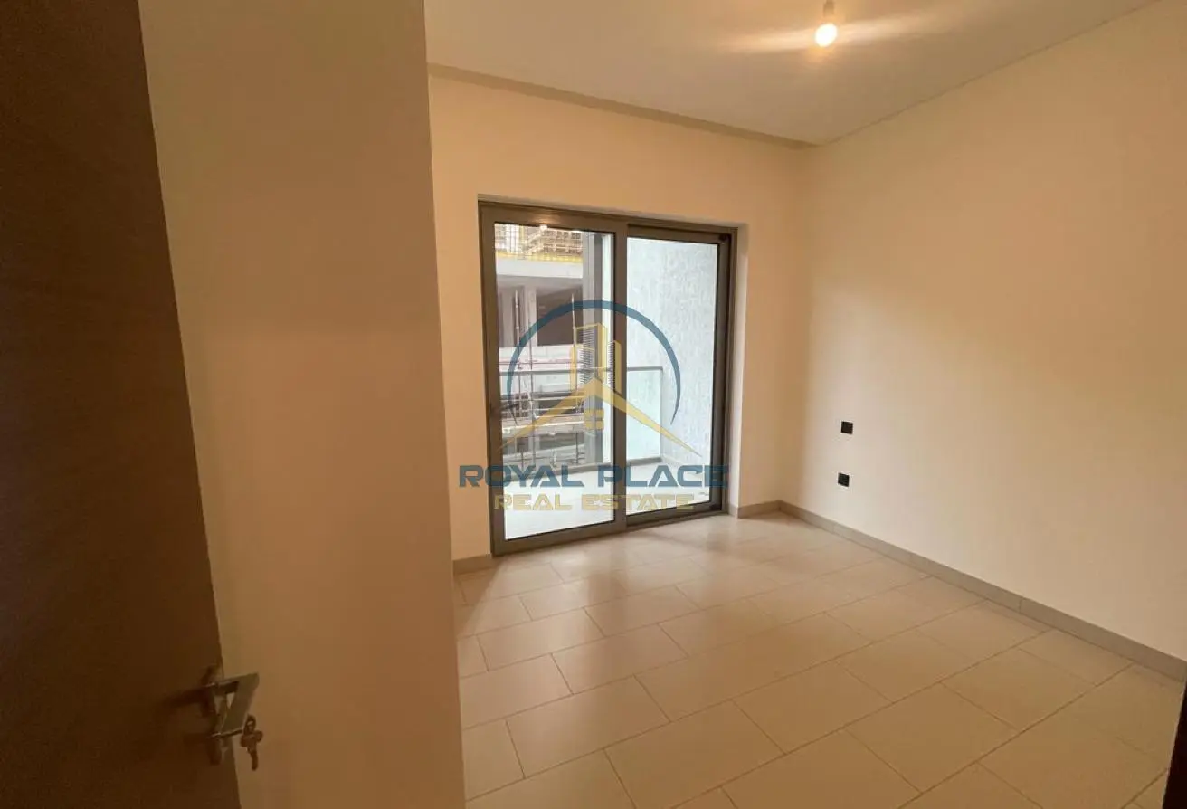 163233595 - Property Main Image