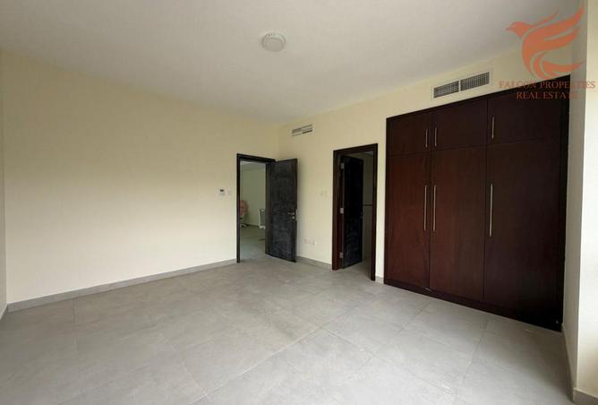 70267393 - صورة العقار 2