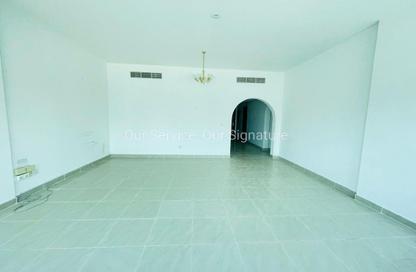 Apartment - 2 Bedrooms - 3 Bathrooms for rent in New Al Taawun Road - Al Taawun - Sharjah