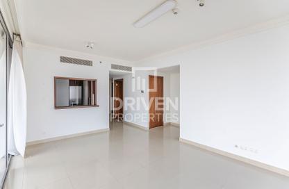 Apartment - 1 Bedroom - 2 Bathrooms for rent in Boulevard Point - Downtown Dubai - Dubai