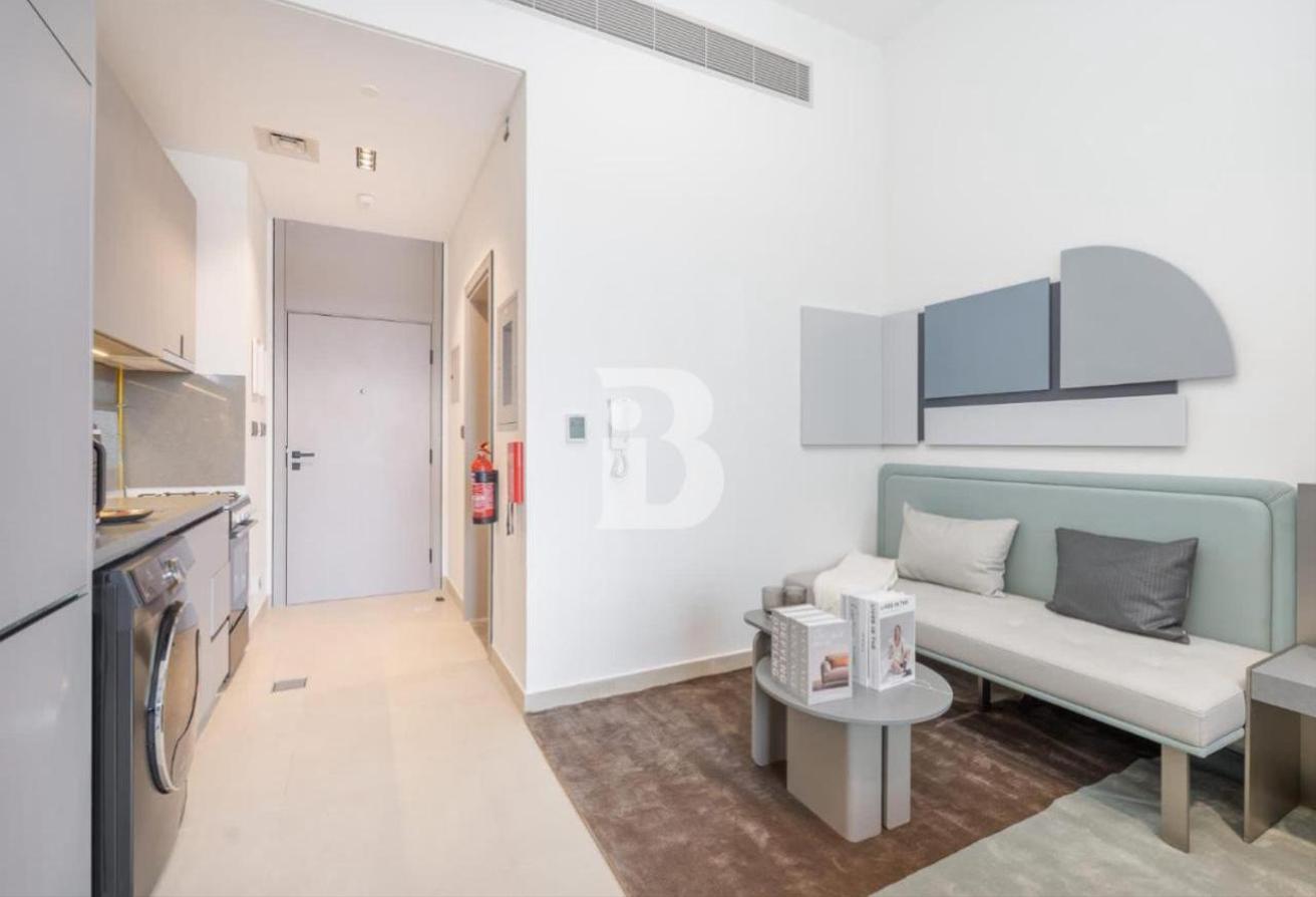 Prime Location | Brand New Unit | High Floor photo 2
