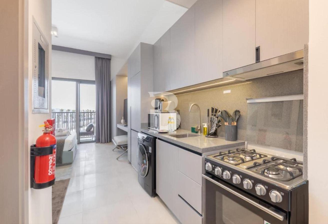 Prime Location | Brand New Unit | High Floor photo 10