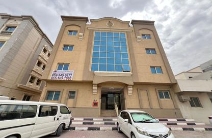 Apartment - Studio - 1 for rent in Muwailih Building - Muwaileh - Sharjah