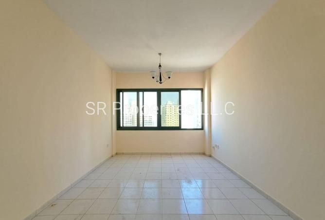 98282476 - Property Image 3