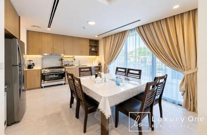 Villa - 4 - 5 for sale in Elora - The Valley - Dubai