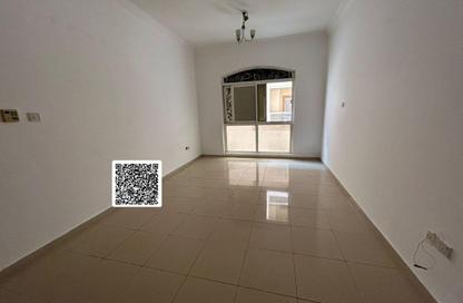 Apartment - Studio - 1 Bathroom for rent in Al Qulaya'ah - Al Sharq - Sharjah