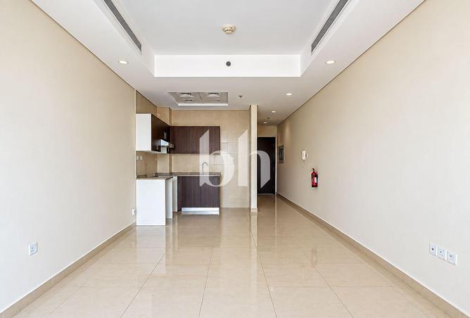 Unfurnished Studio | Large Terrace | Ready to Move photo 3