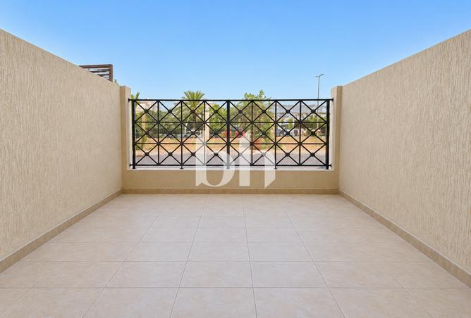 141466001 - Property Image 2