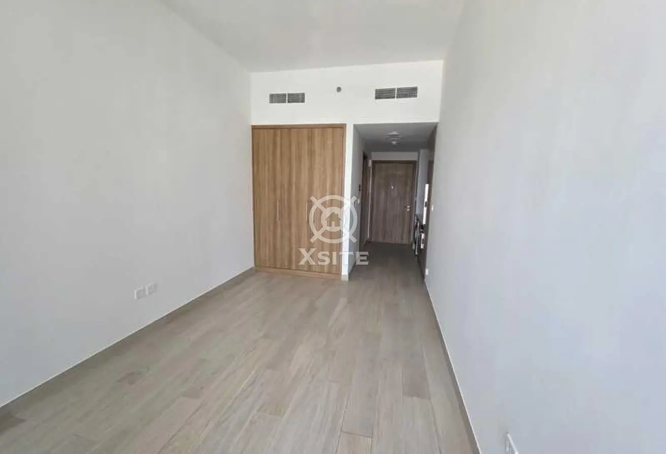 99128174 - Property Main Image