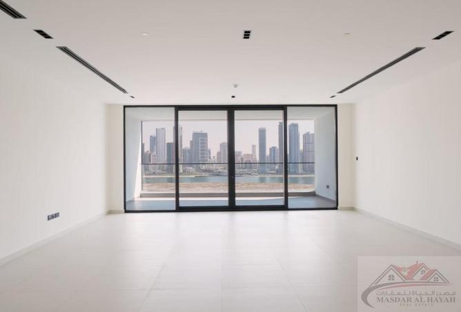 82822117 - Property Image 3