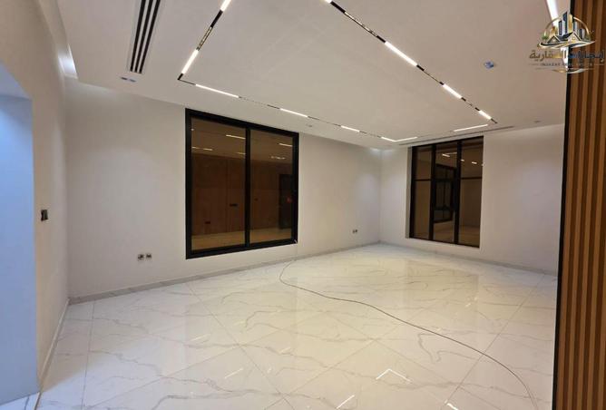 83174225 - صورة العقار 3