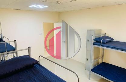 سكن عمال - استوديو - 8 حمامات للايجار في وادي العين 1 - النود - العين