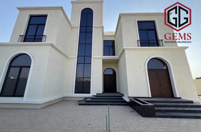 Villa - 4 - 5 for rent in Nad Al Sheba Gardens 1 - Nad Al Sheba Gardens - Nad Al Sheba 1 - Nad Al Sheba - Dubai