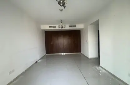 Apartment - 4 Bedrooms - 5 Bathrooms for rent in Al Khan Lagoon Tower - Al Khan Lagoon - Al Khan - Sharjah Apartment - 4 Bedrooms - 5 Bathrooms for rent in Al Khan Lagoon Tower - Al Khan Lagoon - Al Khan - Sharjah