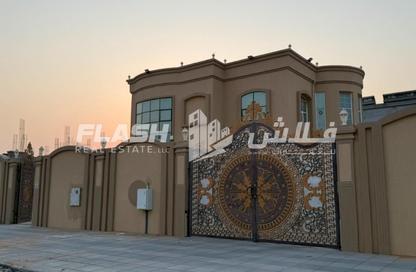 Villa - 4 Bedrooms - 5 Bathrooms for rent in Al Riffa - Ras Al Khaimah