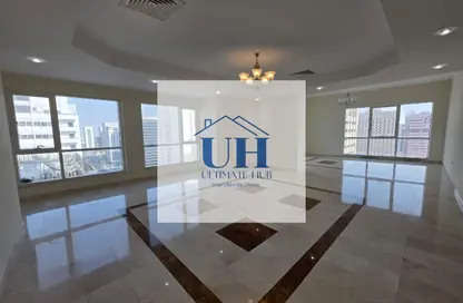 شقة - 4 غرف نوم - 5 حمامات للايجار في الزاهية - أبوظبي