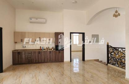 Villa - 5 - 6 for rent in Seih Al Uraibi - Ras Al Khaimah