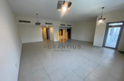 Apartment - 2 Bedrooms - 3 Bathrooms for rent in Executive Tower B - Executive Towers - Business Bay - Dubai