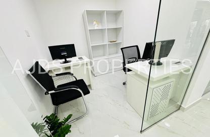 Office Space - Studio - 1 Bathroom for rent in Reem Residency - Al Karama - Dubai