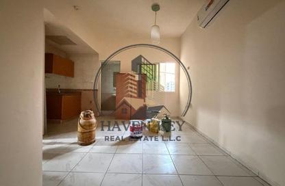 Apartment - Studio - 1 for rent in Muwaileh 3 Building - Muwaileh - Sharjah