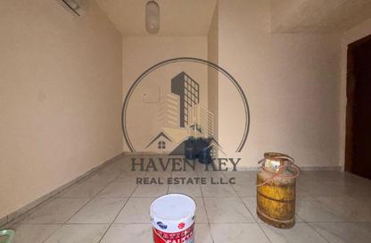 Apartment - Studio - 1 for rent in Muwaileh 3 Building - Muwaileh - Sharjah