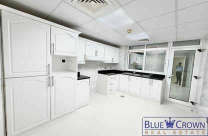 Apartment - 2 Bedrooms - 4 Bathrooms for rent in Diplomat Building - Umm Hurair 1 - Umm Hurair - Dubai