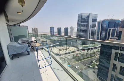 شقة - غرفة نوم - 2 حمامات للايجار في داماك ماجستين - الخليج التجاري - دبي